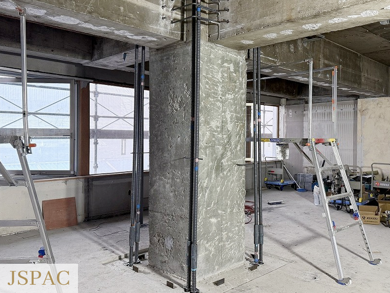 補強鉄骨設置・フープ筋・仕口アンカーボトル打設